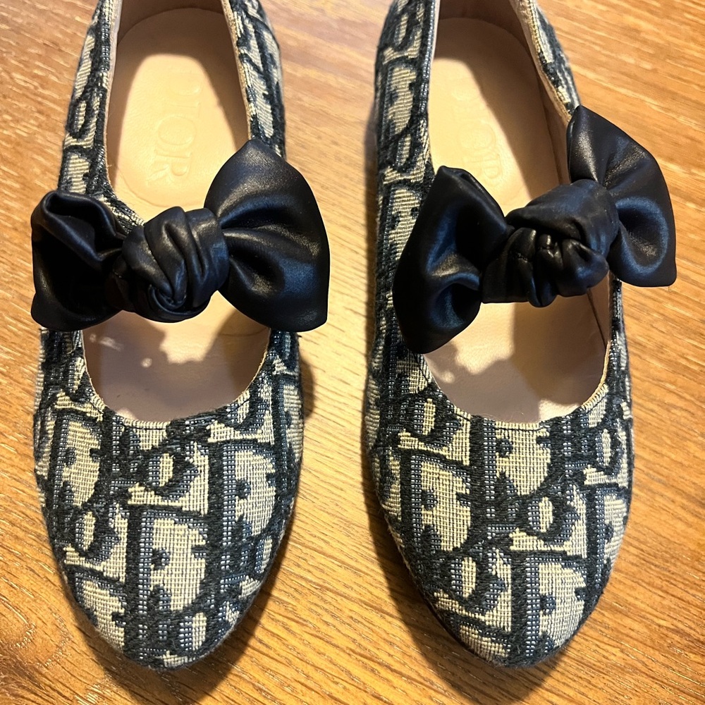 Dior Black and Gray Dress Shoes with Bow Detail